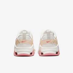 Tênis Nike Zoom Bella 6 - Feminino - Foto 3