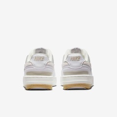 Tênis Nike Gamma Force - Feminino - Foto 6