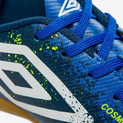 Chuteira Futsal Umbro Cosmic Jr - Infantil - Foto 7