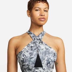 Top Nike Swoosh Wrap - Feminino - Foto 3