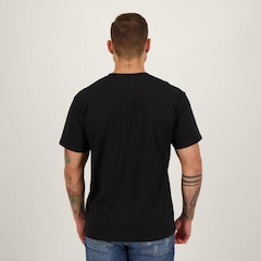 Camiseta Champion Embroidery - Masculina - Foto 3