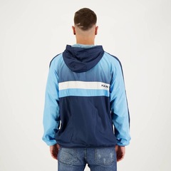 Jaqueta Corta Vento Manchester City com Capuz Futfanatics - Masculina - Foto 3