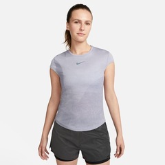 Camiseta Nike Dri-FIT Run Division - Feminina - Foto 1