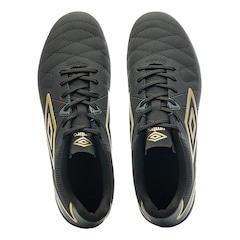 Chuteira de Campo Umbro Attak Eternal - Adulto - Foto 4