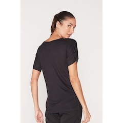 Camiseta Onbongo Estampada - Feminina - Foto 4