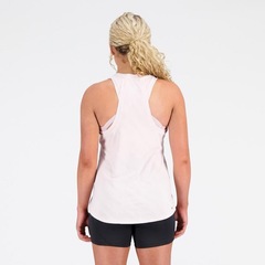 Camiseta Regata New Balance Q Speed Jacquard Feminina - Foto 3