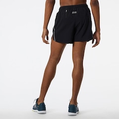 Shorts New Balance Impact Run 5" - Masculino - Foto 4