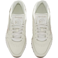 Tênis Reebok Classic Leather - Feminino - Foto 4
