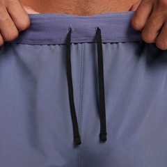 Bermuda Nike Dri-Fit Challenger - Masculino - Foto 5