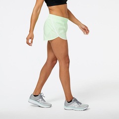 Shorts New Balance Accelerate - Feminino - Foto 4