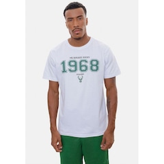 Camiseta Nba Founded In Milwaukee Bucks Nba - Masculina - Foto 1