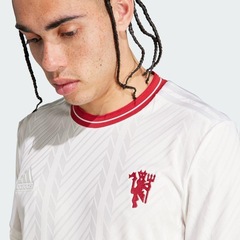Camisa do Manchester Lifestyler adidas - Masculina - Foto 8