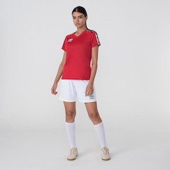 Camiseta Umbro Traditional Tape - Feminina - Foto 3