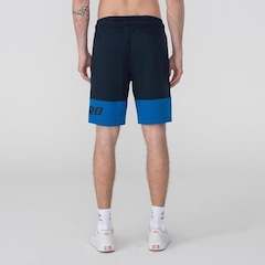 Bermuda Umbro College Motion - Masculina - Foto 3