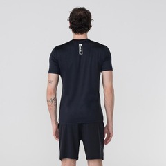 Camisa de Futevôlei Umbro Graphic C. - Masculina - Foto 3