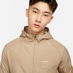 Jaqueta Nike Repel Miler - Masculina - Foto 3