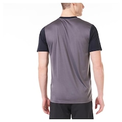 Camiseta Umbro Diagram - Masculina - Foto 3