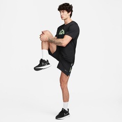 Bermuda Nike Dri-Fit Challenger - Masculino - Foto 9
