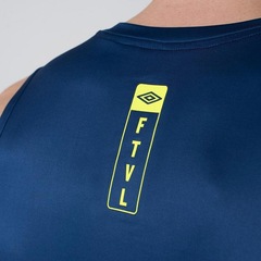 Camiseta Regata Umbro Futevolei Graphic C. - Masculina - Foto 5