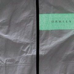 Jaqueta Corta Vento Oakley Radioactive Windbreaker - Masculina - Foto 2