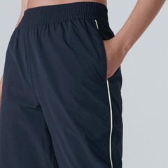 Calça New Balance Essentials Linear - Feminina - Foto 3