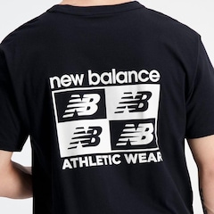 Camiseta New Balance Essentials Print - Masculina - Foto 2