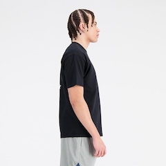Camiseta New Balance Hoops - Masculina - Foto 3