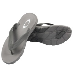 Chinelo Oakley Banks Oxide - Masculina - Foto 5