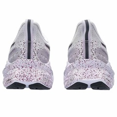 Tênis ASICS Novablast 3 LE - Feminino - Foto 3