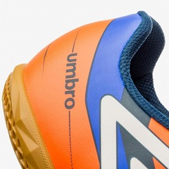 Chuteira Futsal Umbro Prisma+ - Adulto - Foto 8