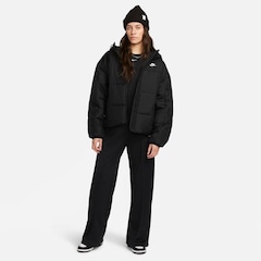 Jaqueta com Capuz Nike Sportswear Classic Puffer - Feminina - Foto 8