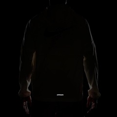Jaqueta com Capuz Nike Dri-Fit - Masculina - Foto 10