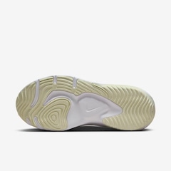 Tênis Nike Legend Essential 3 Next Nature - Feminino - Foto 2