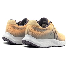 Tênis New Balance 520V8 - Feminino - Foto 5