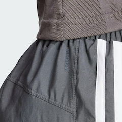 Shorts adidas Pacer Wvn High - Feminino - Foto 5