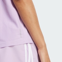 Camiseta adidas Otr B Tee - Feminina - Foto 5