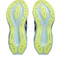 Tênis Asics Novablast 3 - Feminino - Foto 7