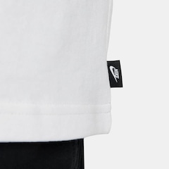 Camiseta Nike Sportswear Premium Essentials - Masculina - Foto 5