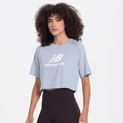 Camiseta New Balance Cropped Essentials - Feminina - Foto 2