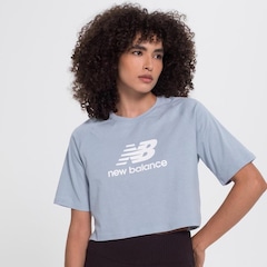 Camiseta New Balance Cropped Essentials - Feminina - Foto 3