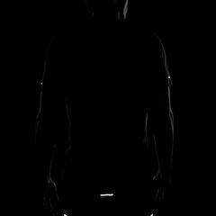 Camiseta Nike Run Energy - Masculina - Foto 8