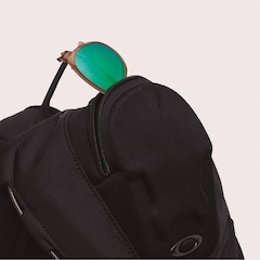 Mochila Oakley Bathroom Sink - 21 Litros - Foto 3