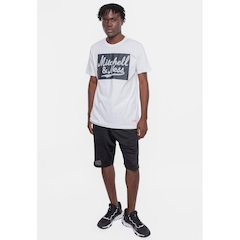 Camiseta Mitchell & Ness Masculina Estampada Off White - Mitchell & Ness - Foto 2