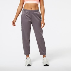 Calça New Balance Relentless Performance - Feminina - Foto 1