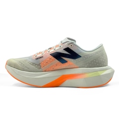 TÊNIS NEW BALANCE FUELCELL SUPERCOMP ELITE V4 - MASCULINO - Foto 4