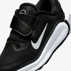 Tênis Nike Infinity Flow - Infantil - Foto 7