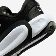 Tênis Nike Infinity Flow - Infantil - Foto 8