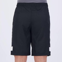 Bermuda Umbro Santos Viagem 2018 - Masculina - Foto 4