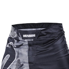 Bermuda Fightshort Venum Giant Classic 3.0 - Masculina - Foto 7