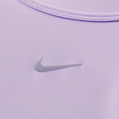 Camiseta Nike Dri-Fit One Cropped - Feminina - Foto 7